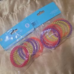 Colorful Kids Bracelets – Party Favors / Goodie Bag Fillers (16 Total) 🎉