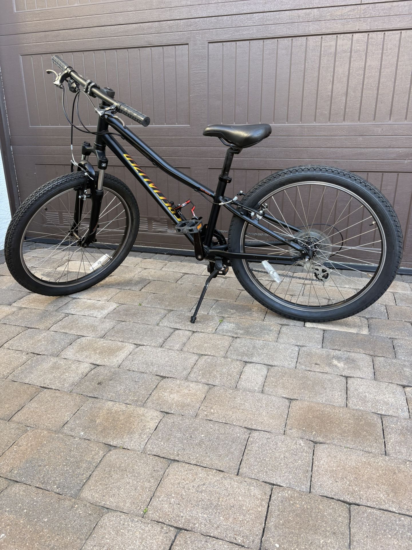 Specialized Hot Rock 24” hardtail Kids MTB