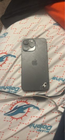 Apple iPhone 14 Pro Cracked Back Glass