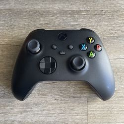 Black Xbox Series X|S Wireless Controller