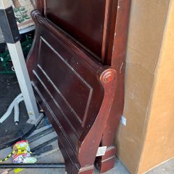 Bed Desk And Extra Matress