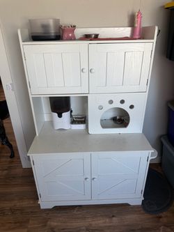 White Pet Cabinet