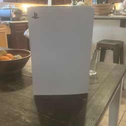 Ps5 disc version W/ controller 