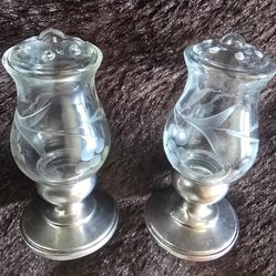 Antique Quaker Silver Co. Sterling Silver Salt & Pepper Shakers 