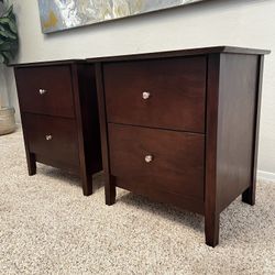 Pair Of Two Solid Wood Brown Mahogany Nightstands Set- Dovetail Drawers And Silver Knobs