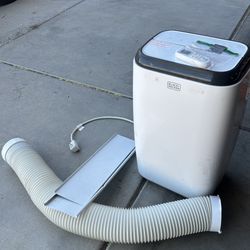 Portable, Black And Decker Air Conditioner Great Condition.