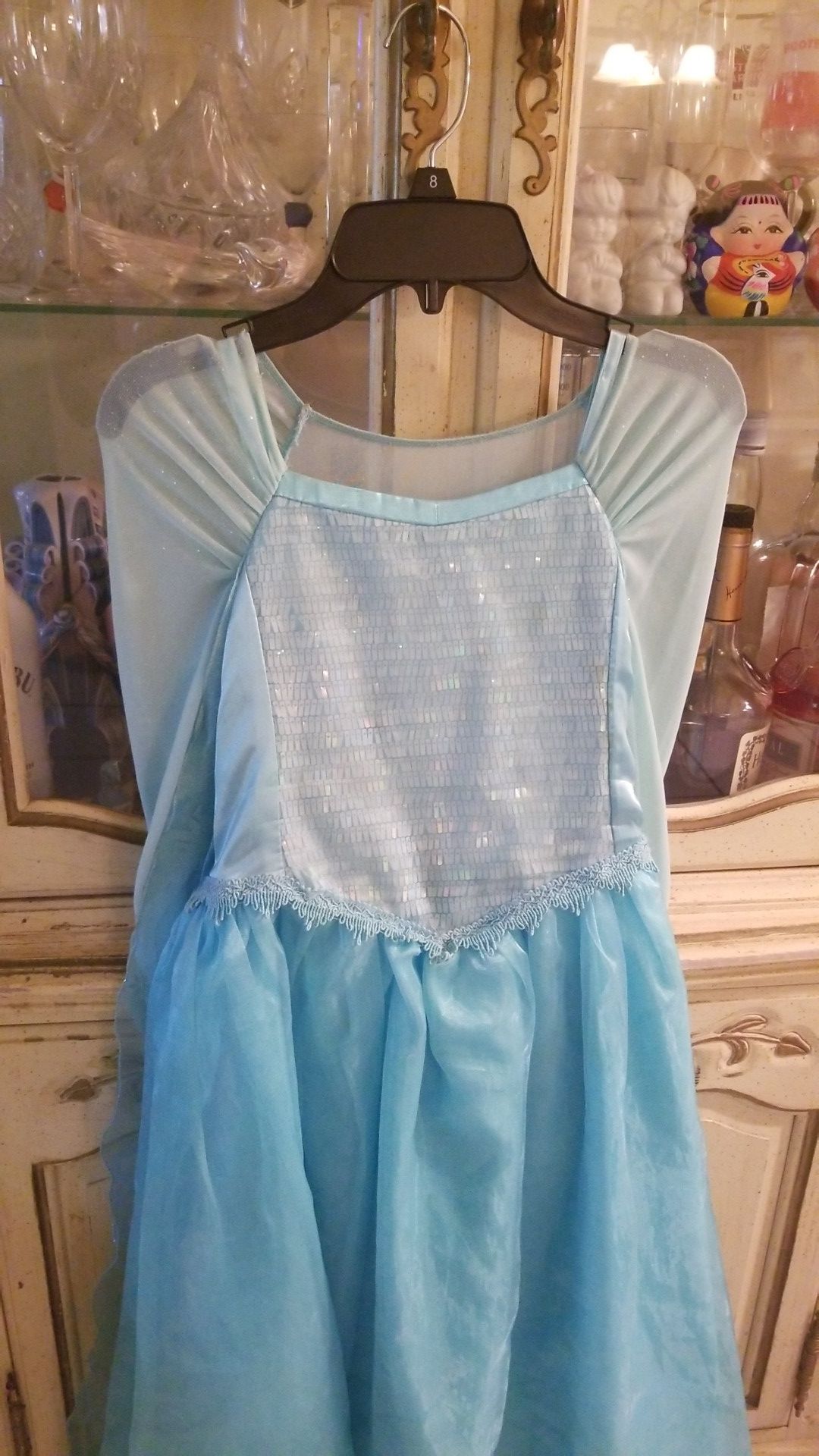 Elsa dress never worn size 8