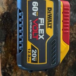 Dewalt 60 V Flex 12.0 AH With charger