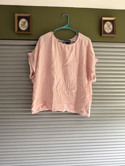 Women's clothing items bundle