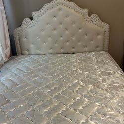 Full Size Bedframe