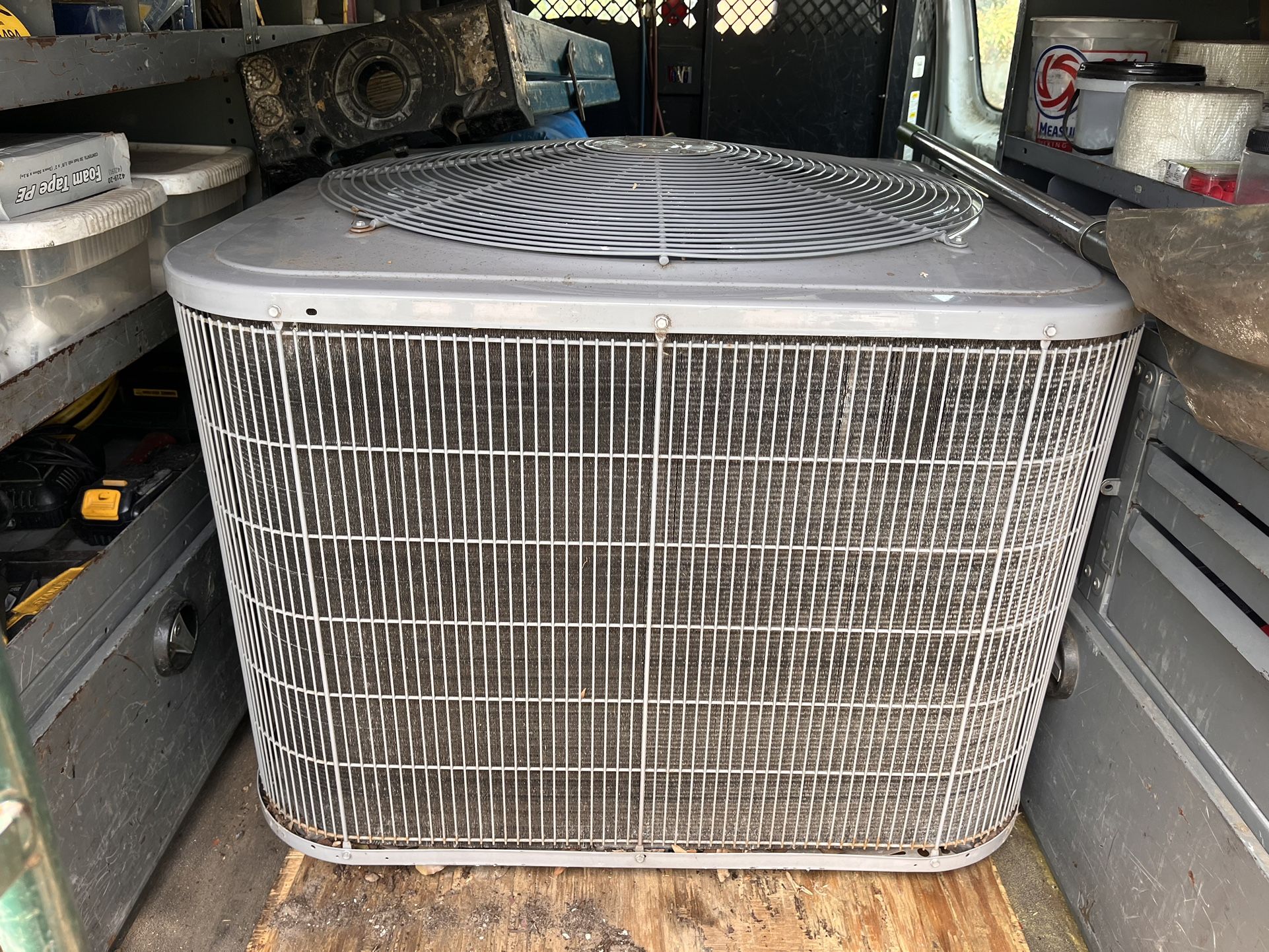 4 Ton Carrier Heat Pump Condenser 410-A for Sale in Sorrento, FL - OfferUp