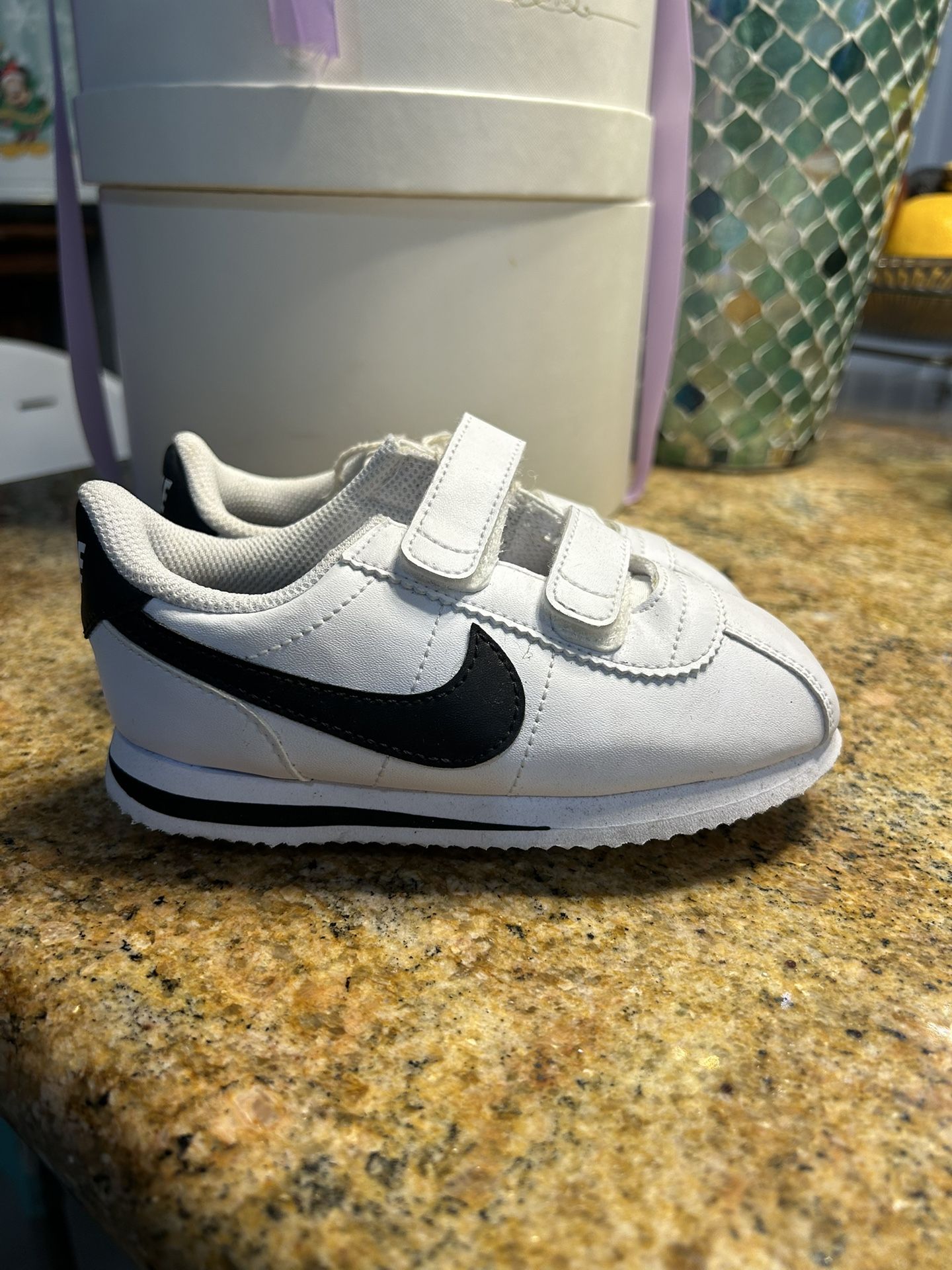 Nk Cortez Infant Brand New White/bk No Box Size 9 C Infant  