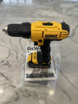Price Lowered - DeWalt 20v Max Cordless Drill - Near new condition