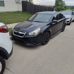 2013 Subaru Legacy. Clean Title. 