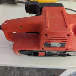 Black and Decker Belt sander BR300