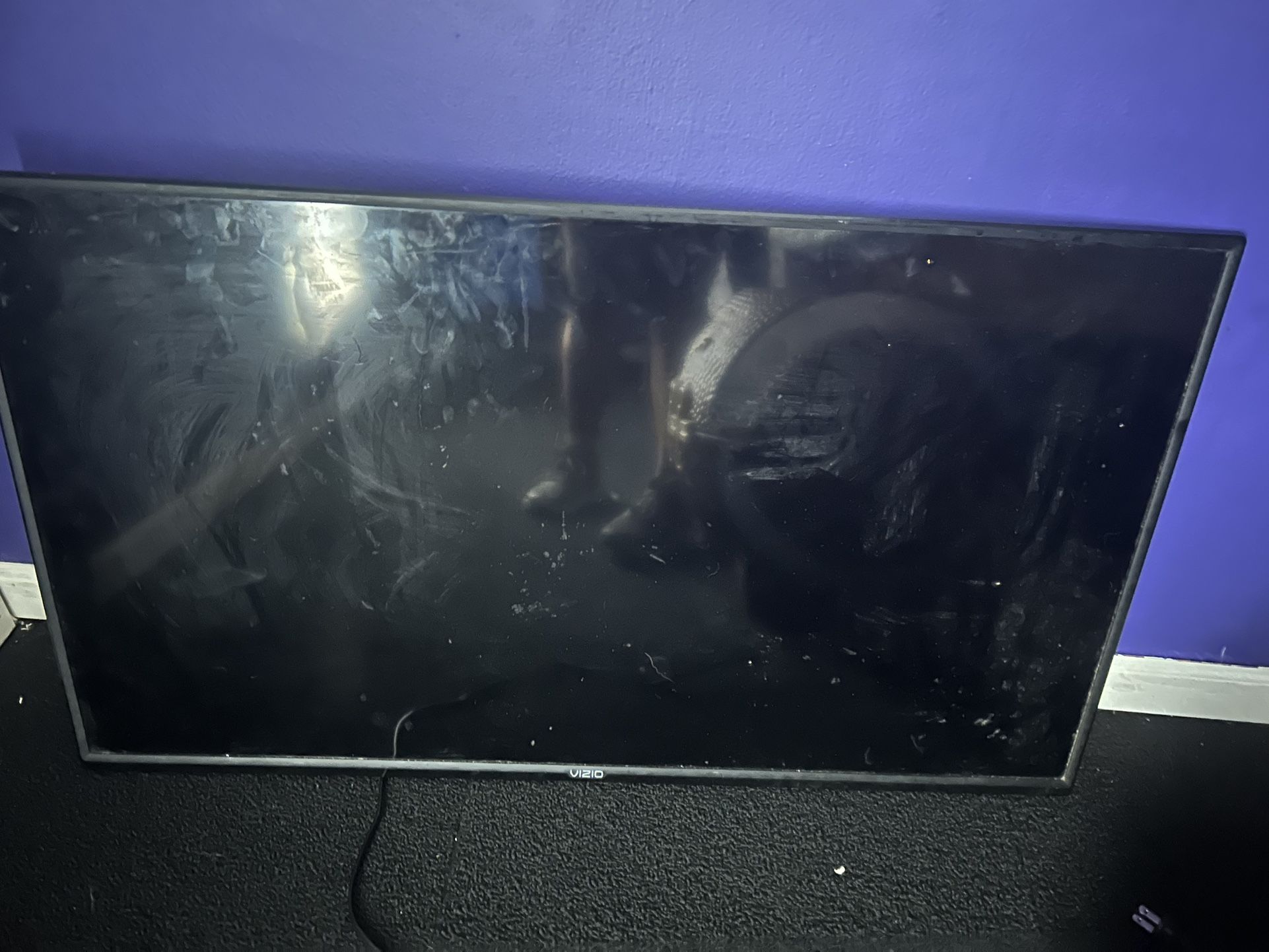 28 Flat Screen