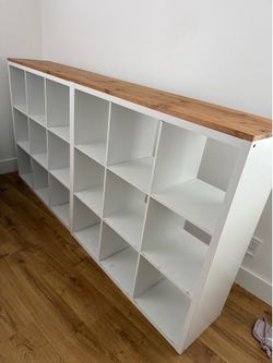 2 cube shelves  added together