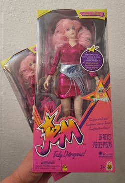 2 Jem and the Holograms Dolls