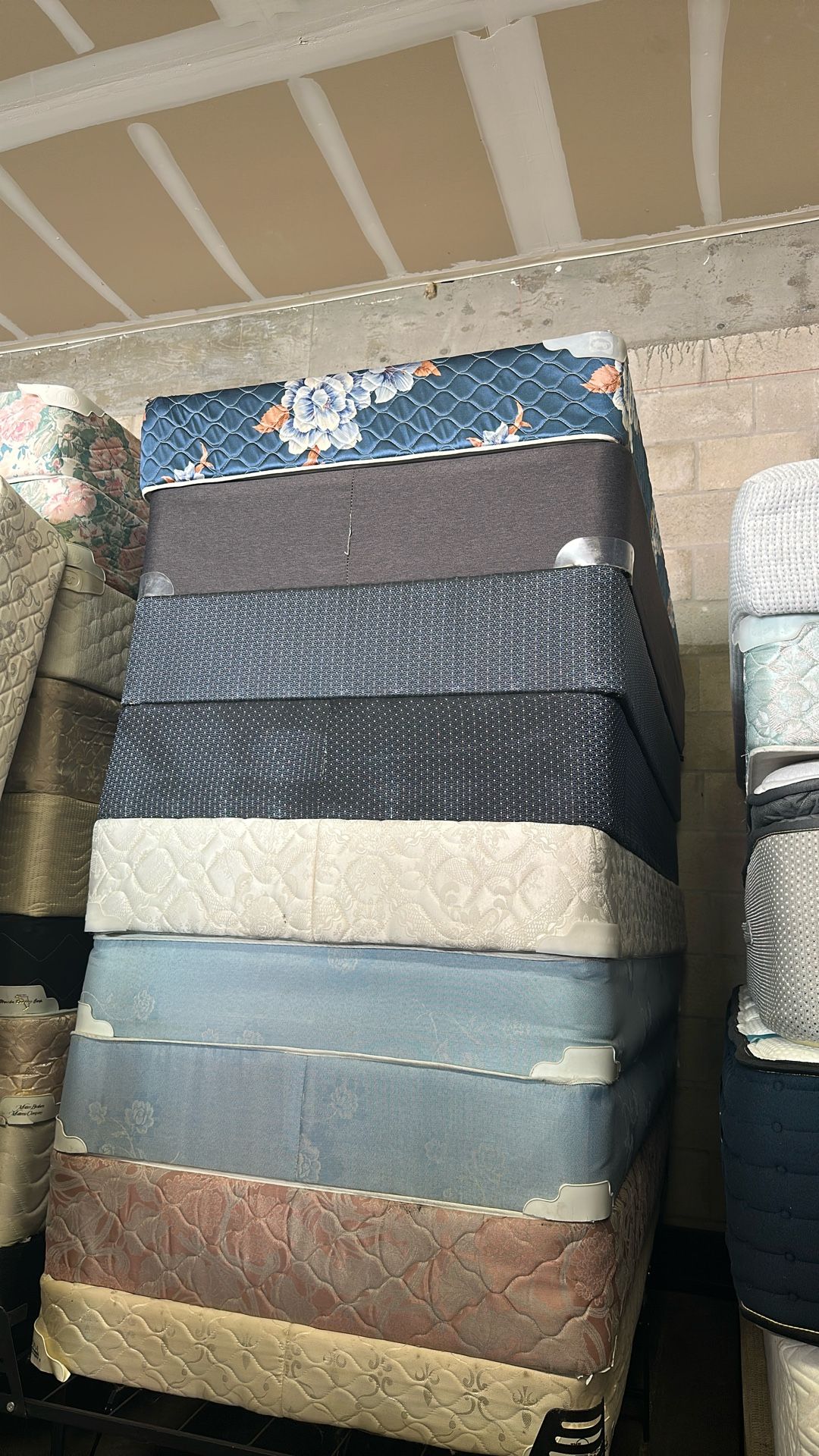 Twin size box spring - regular 38" x 75"