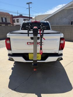 Yakima bike rack for two bikes