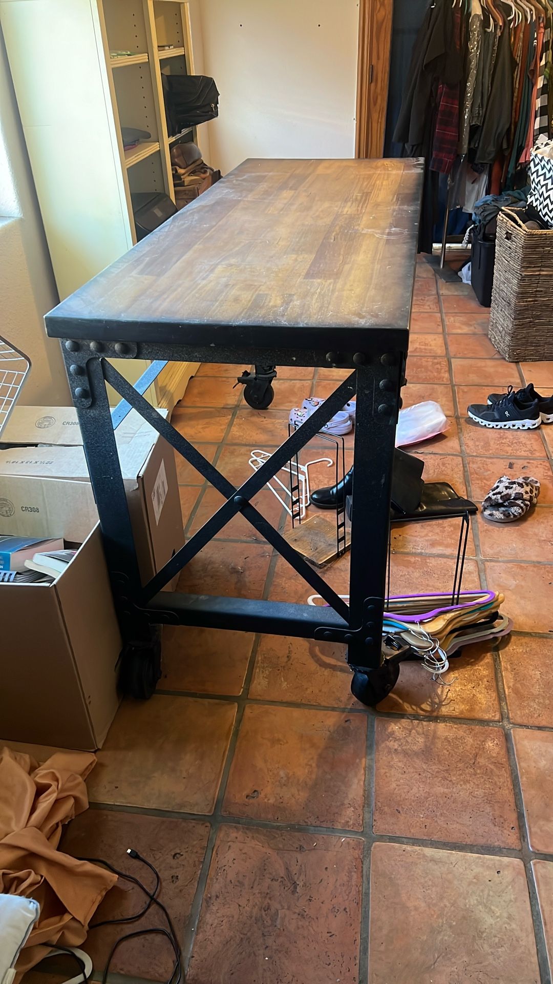 Rolling Table Or Desk