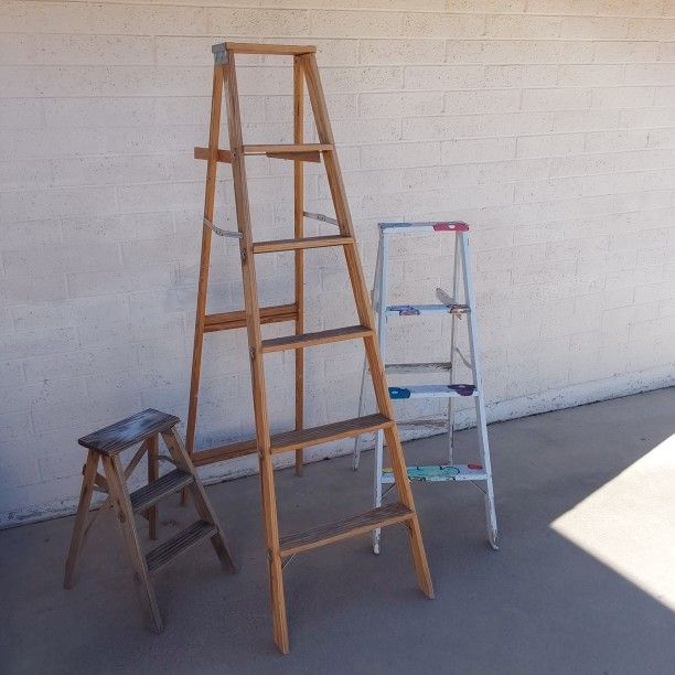 Wood Ladders - Open Up Ad for Pricing