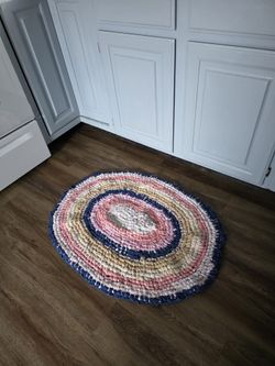 Handcrafted Amish Knot Rug