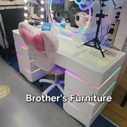 Vanity Set IMPRESSIONS Nebula, Hello Kitty Mirror. New Especial Price 