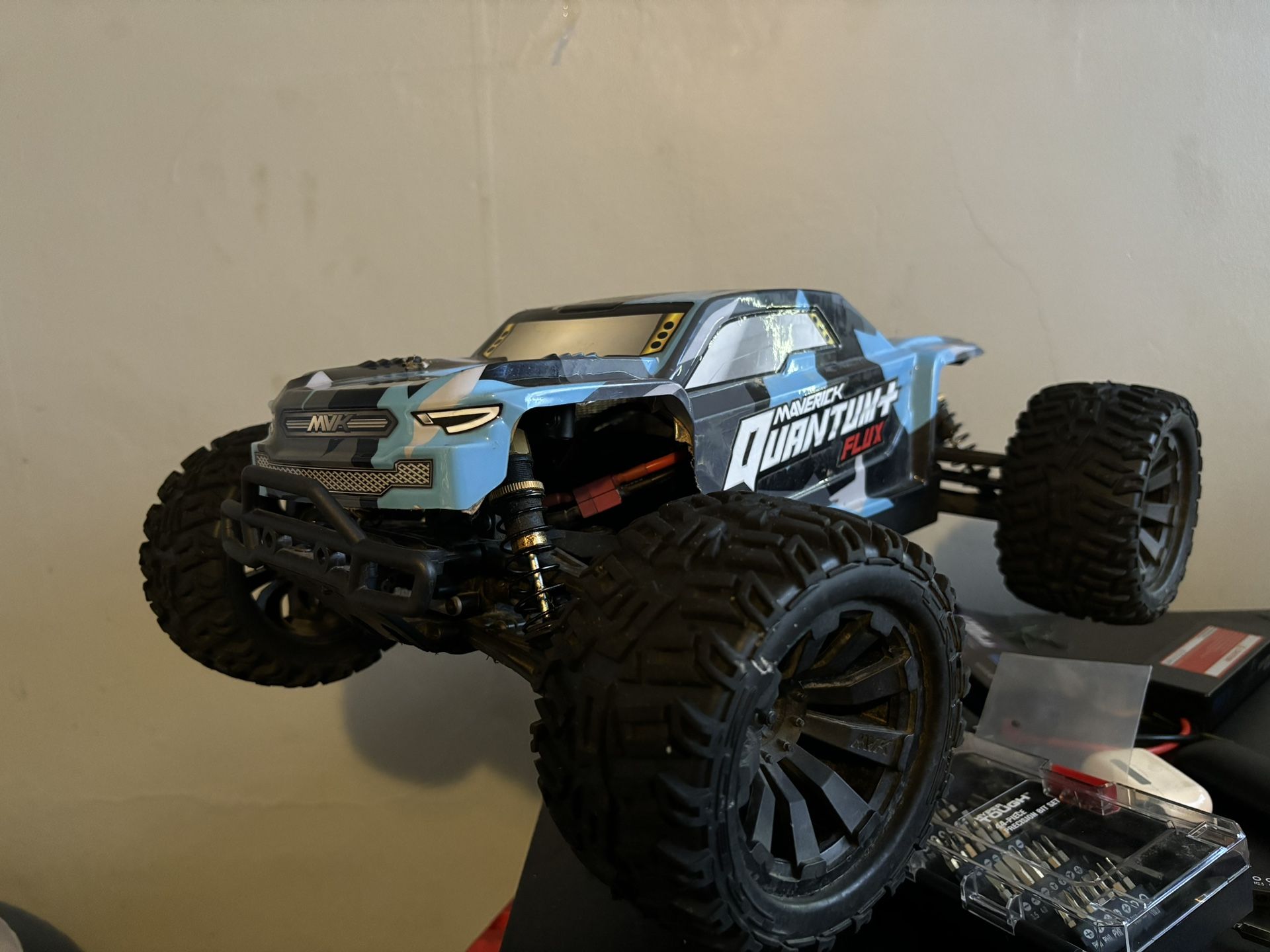 Maverick quantum brushless +