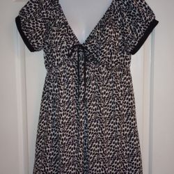 #23 • juniors L • INC International Concepts