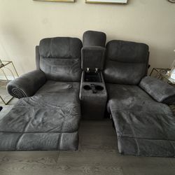 Recliner Loveseat 