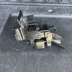 16 - 20 NISSAN ALTIMA 2.5L Radar Cruise Control Sensor Bracket