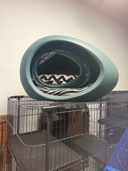 Outdoor/indoor Cat beds