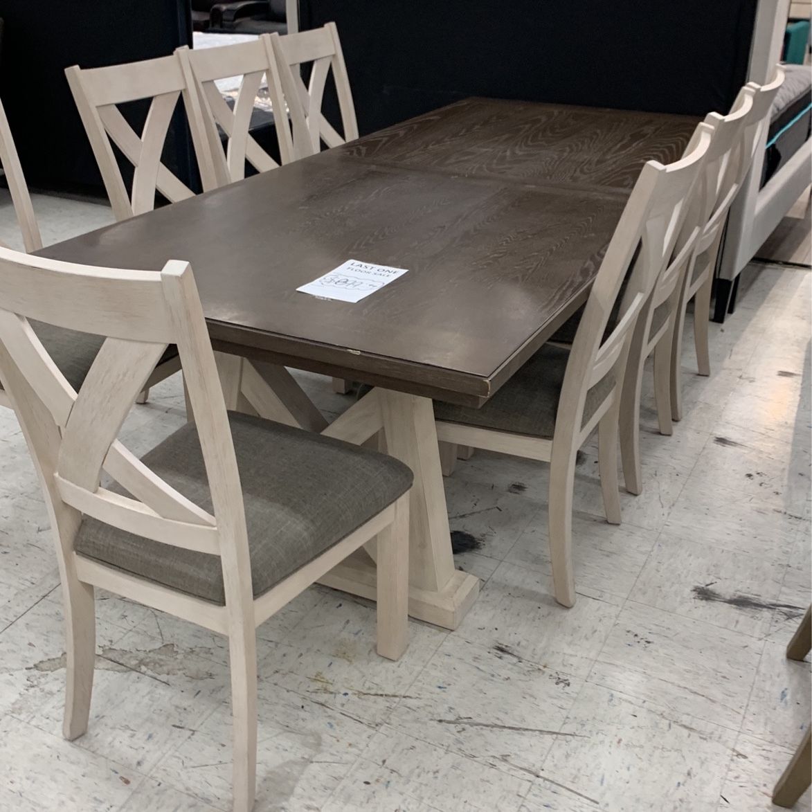 9 Pc Dining Set 