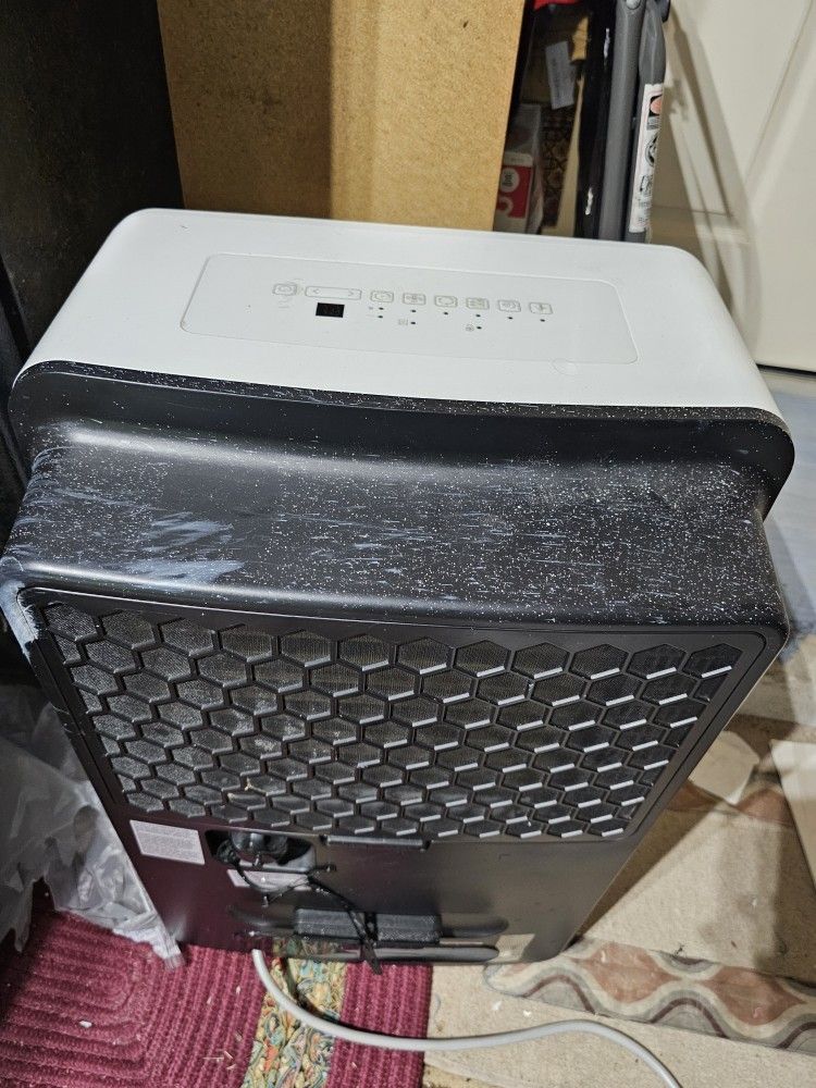 Dnaby Dehumidifier 1 Year Old Hardly Ever Used. $65