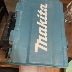 MAKITA ROUTER