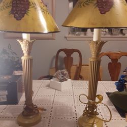 VERY NEAT LOOKING VINTAGE All Metal LAMPS 23,5 INCHES Tall 