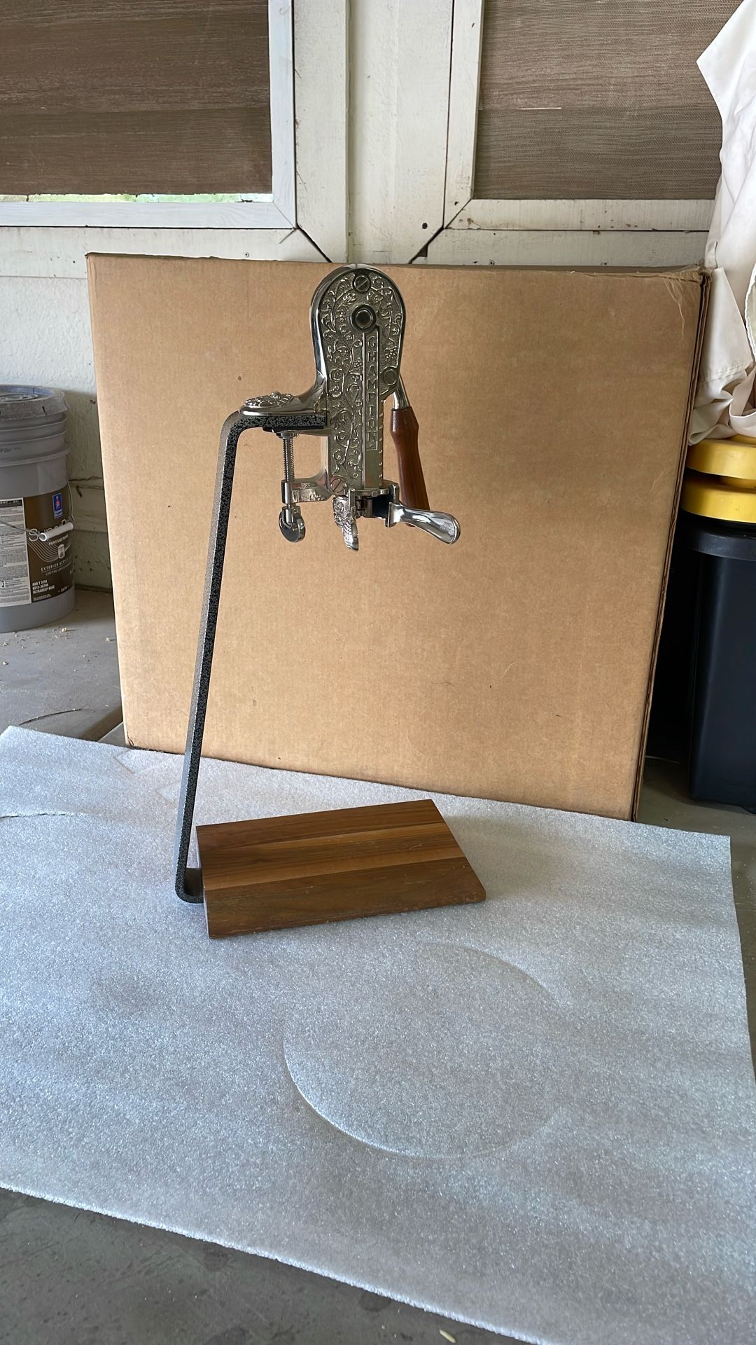 Roger Champion Wine Bottle Opener (wood Stand)