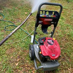 Lawn Mower/Pressure Washer Craftsman Very Good Conditions Ready For Work 