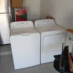 Washer And Dryer Set 