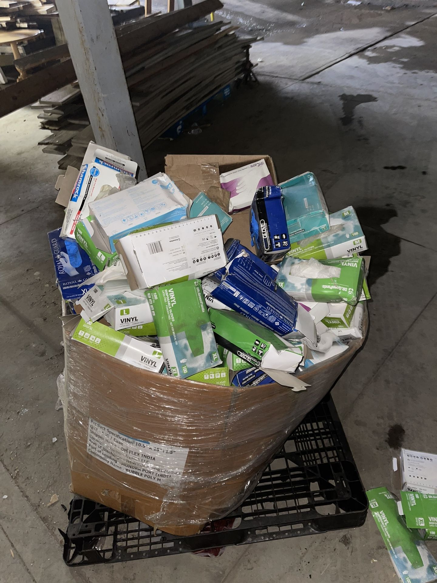 Gloves , All Sizes, BRAND NEW, Whole Pallet 
