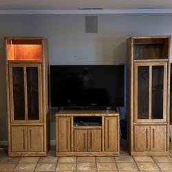 Oak Cabinets Glass Doors (3 Pieces)