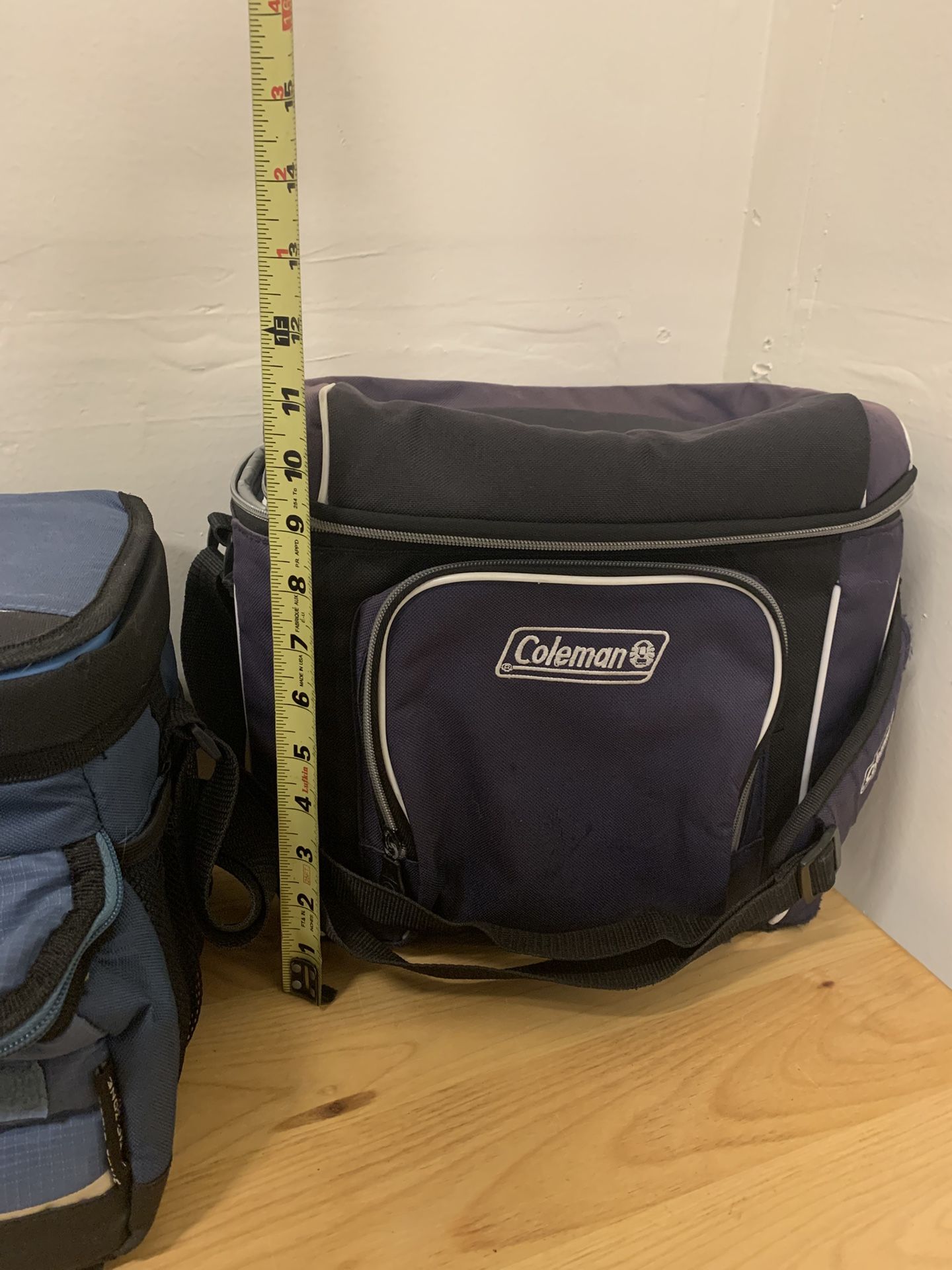 Hardshell cooler bag over the shoulder
