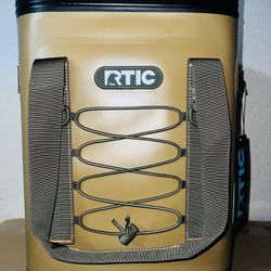 RTIC 20/24 Can Soft Backpack Cooler 