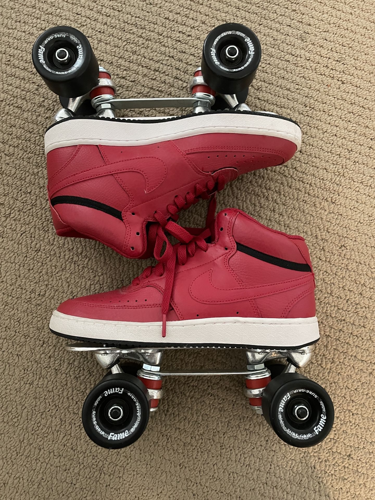 Red Nike Skates