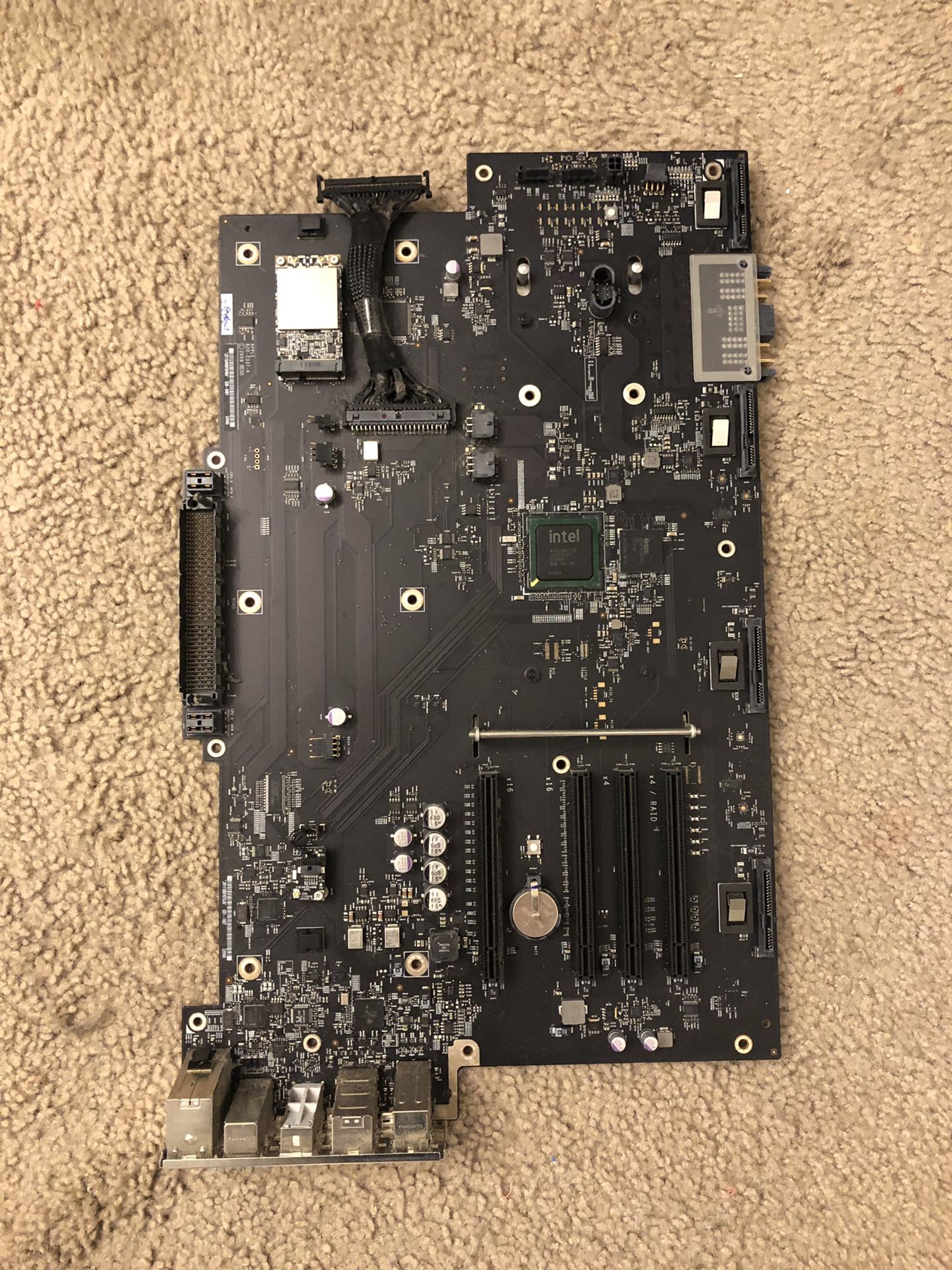 Apple Mac Pro A1289 Logic Board Backplane/ motherboard