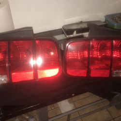 Mustang tailights 2010 Part