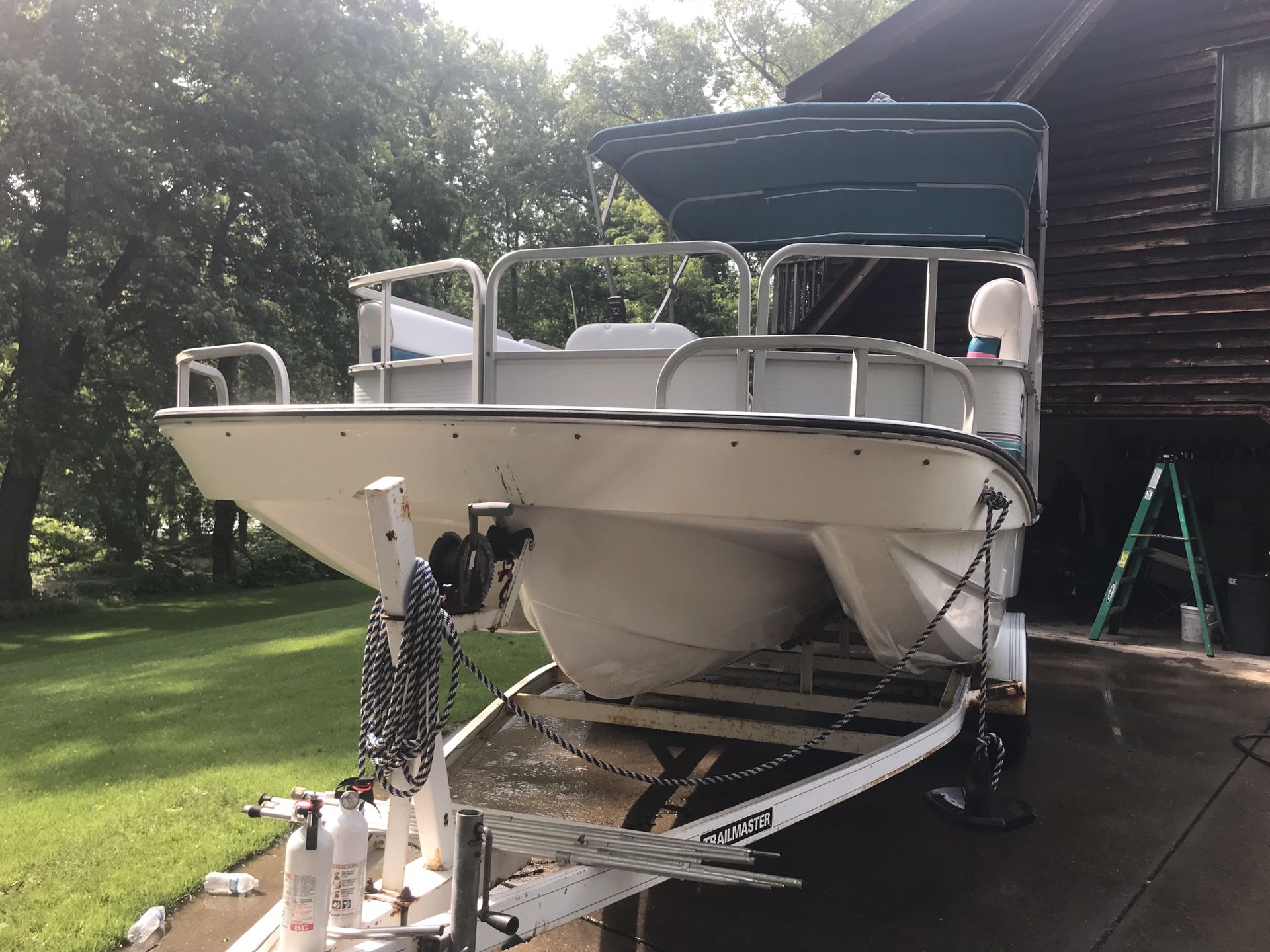 1993 Rinker Flotilla III for Sale in Overbrook, WV - OfferUp