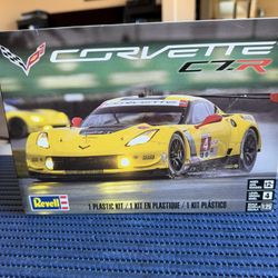 Revell Corvette C7R Model Car