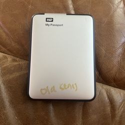 Western Digital My Passport 2TB / USB 3.0 External Hard Drive 